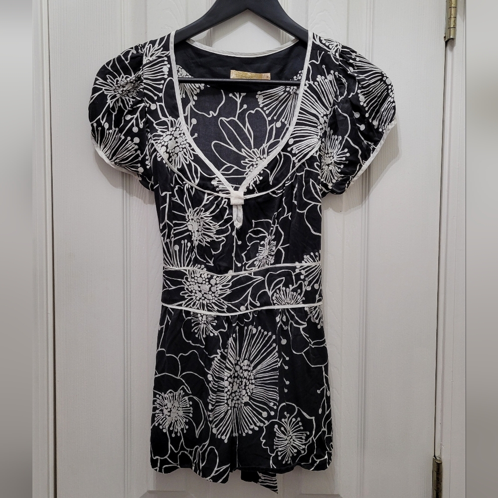 Vintage Black and White Floral Top